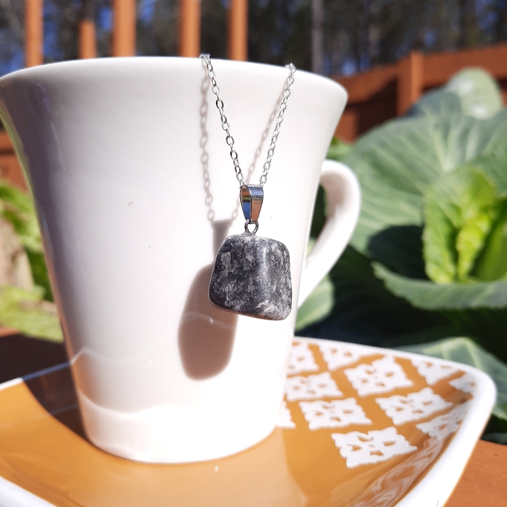 Gray Crazy Lace Agate Irregular Stone Necklace